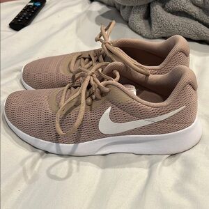 Nike Women's Tan Sneakers